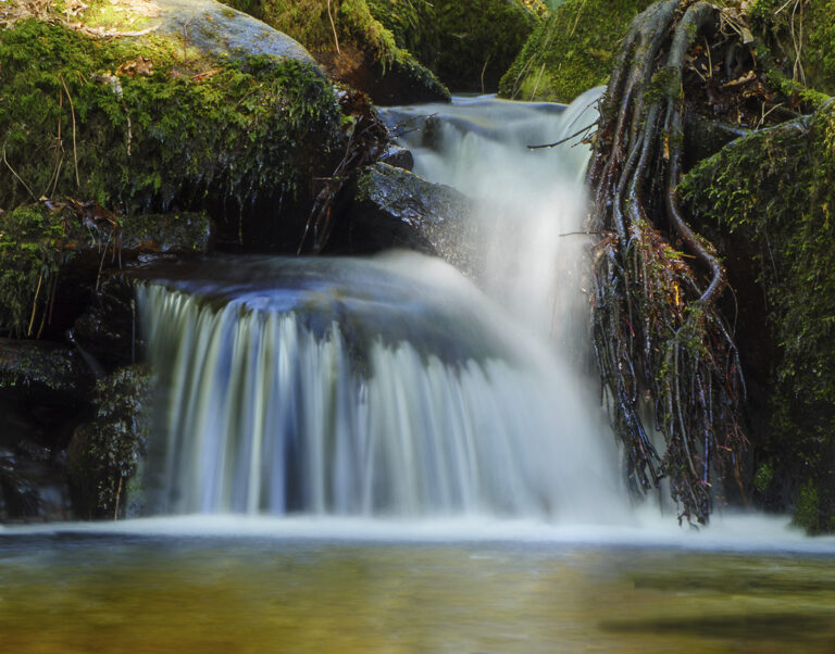 Fervenza da Feixa en Reboreda 768x602